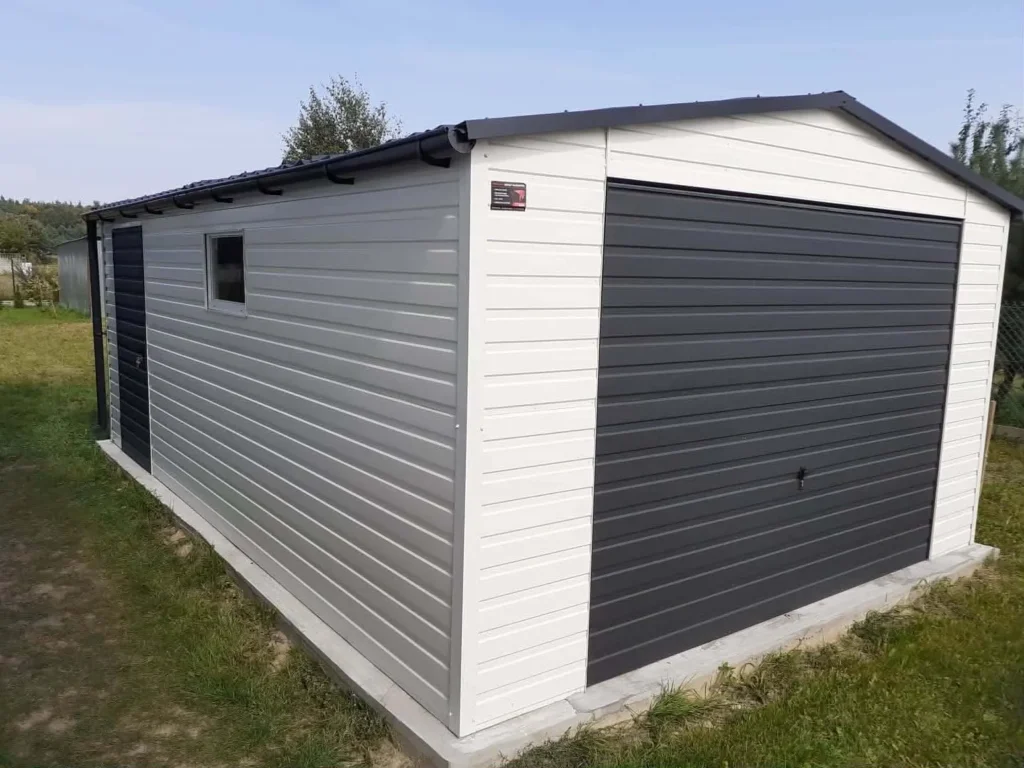 Garaż blaszany 4,5×6 — biały + antracyt
